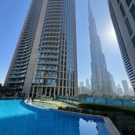 Prestige Living 1Br With Full Burj Khalifa View By Auberge ดูไบ ภายนอก รูปภาพ