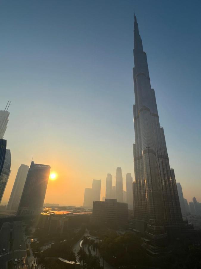 Prestige Living 1Br With Full Burj Khalifa View By Auberge ดูไบ ภายนอก รูปภาพ