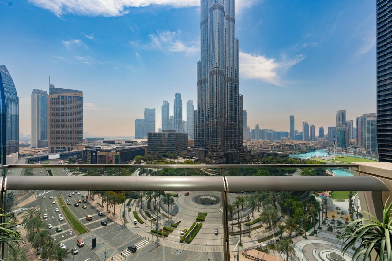 Prestige Living 1Br With Full Burj Khalifa View By Auberge ดูไบ ภายนอก รูปภาพ