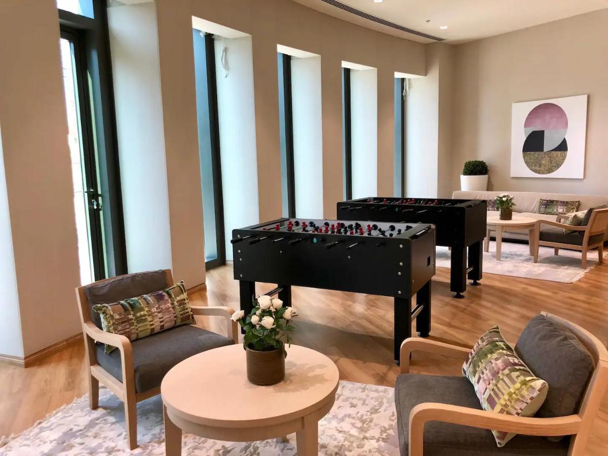 Prestige Living 1Br With Full Burj Khalifa View By Auberge ดูไบ ภายนอก รูปภาพ